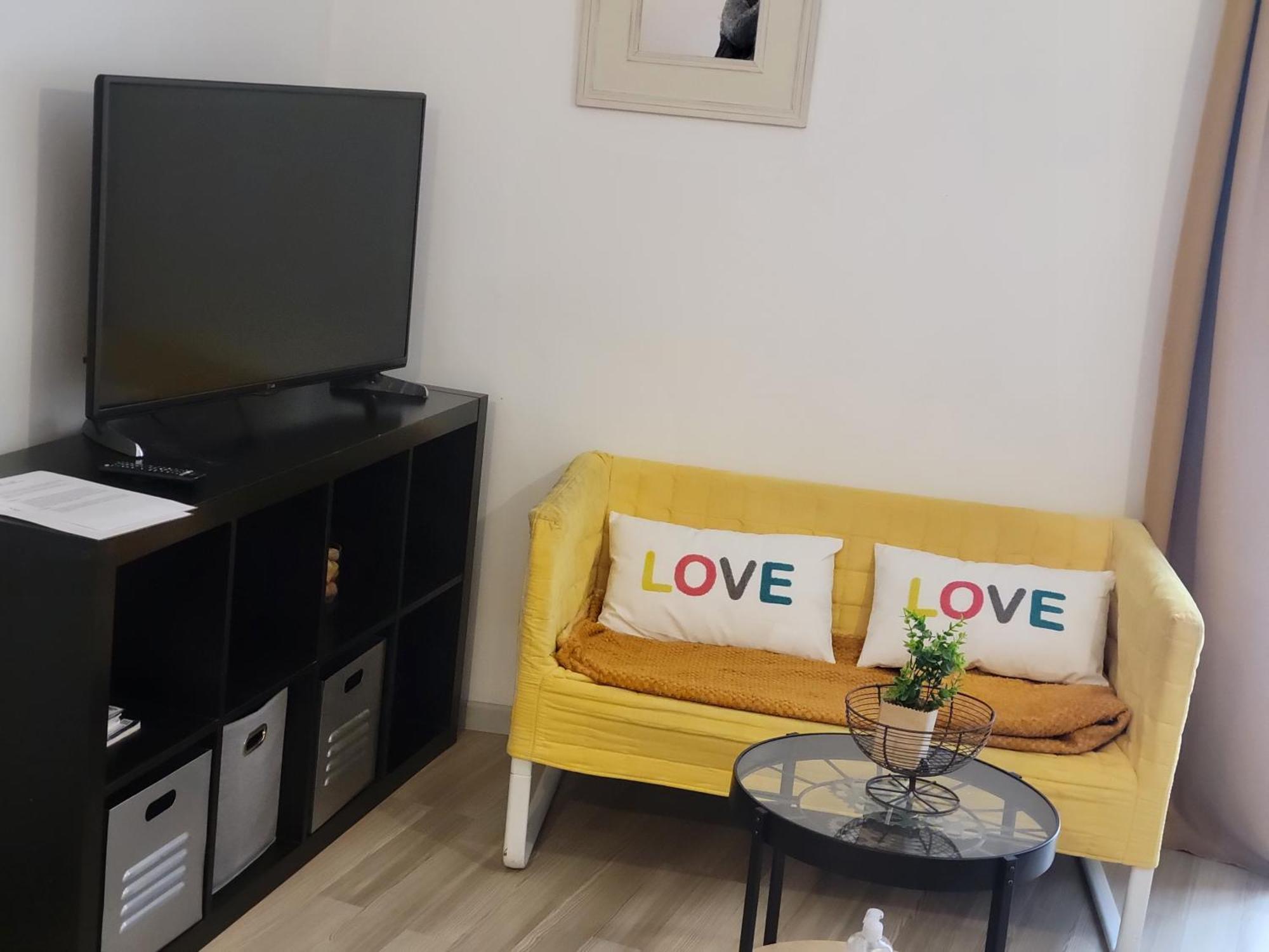 Studio Au Coeur De Viviers Экстерьер фото